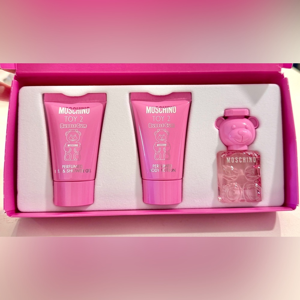 Moschino Toy 2 Bubble Gum 3 piece Set